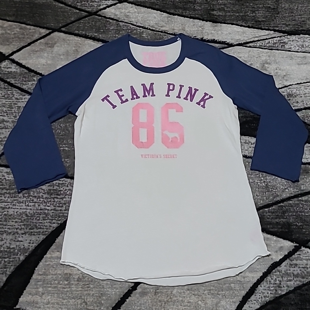 VS PINK 2006 BASEBALL EMPLOYEES TEE-SHIRT